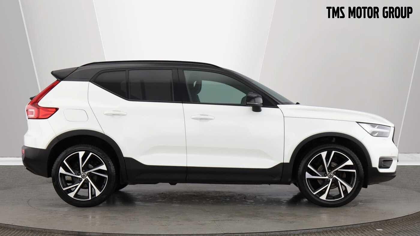 Used Volvo XC40 for sale - 77823577: Photo 2