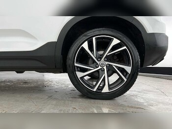 Used Volvo XC40 2020 for sale - 77823577: Photo