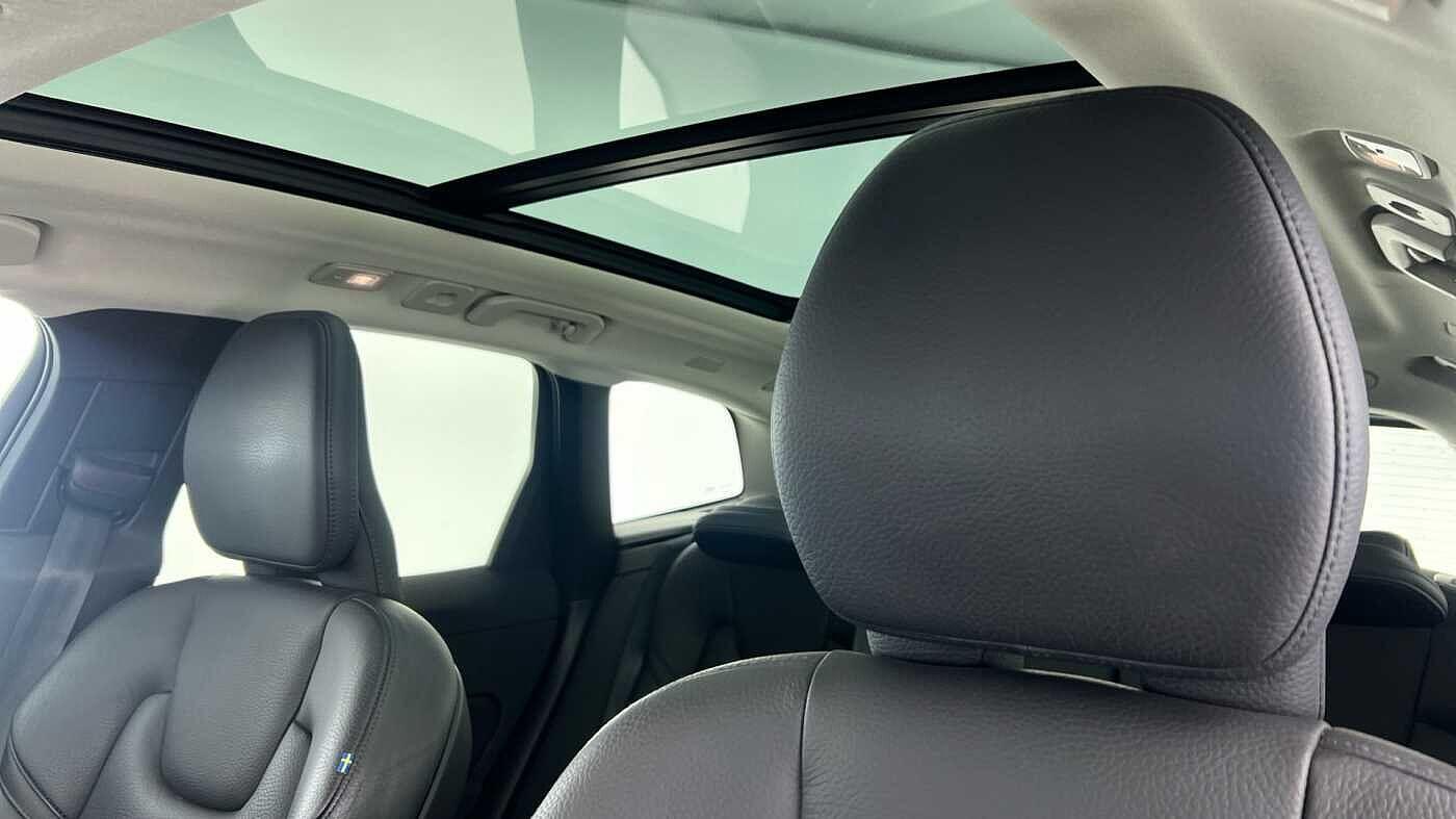 Used Volvo XC60 2023 for sale - 76700600: Photo 11