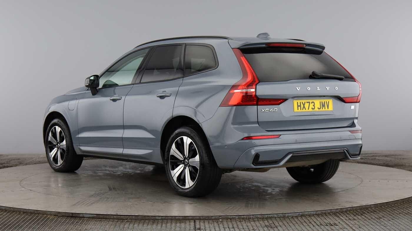 Used Volvo XC60 2023 for sale - 76700600: Photo 3