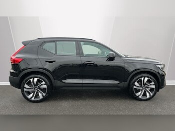 Used Volvo XC40 2025 for sale - 77202906: Photo