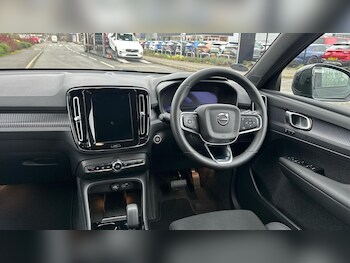 Used Volvo XC40 2025 for sale - 77202906: Photo