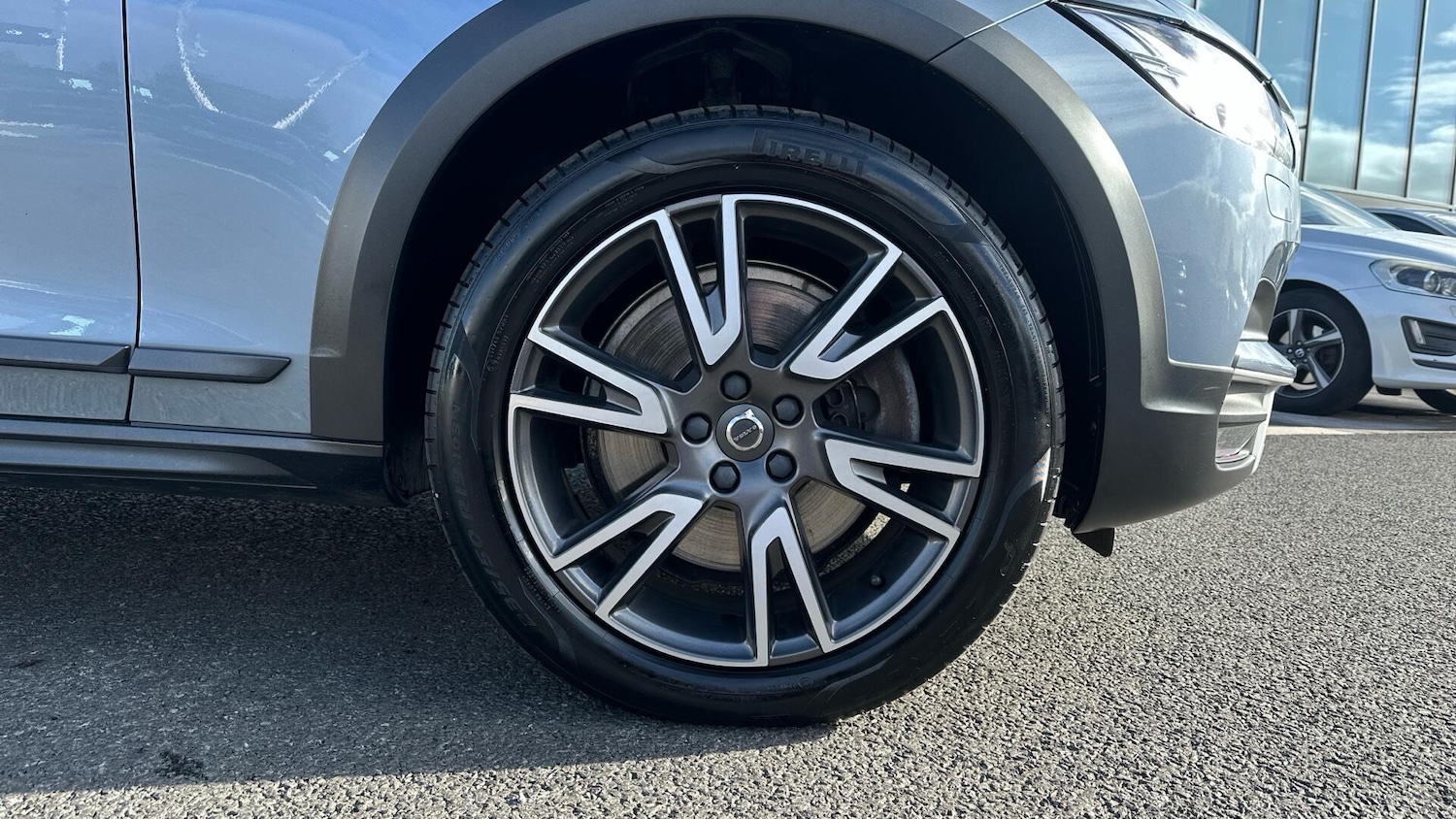 Used Volvo V90 Cross Country 2020 for sale - 77074944: Photo 9