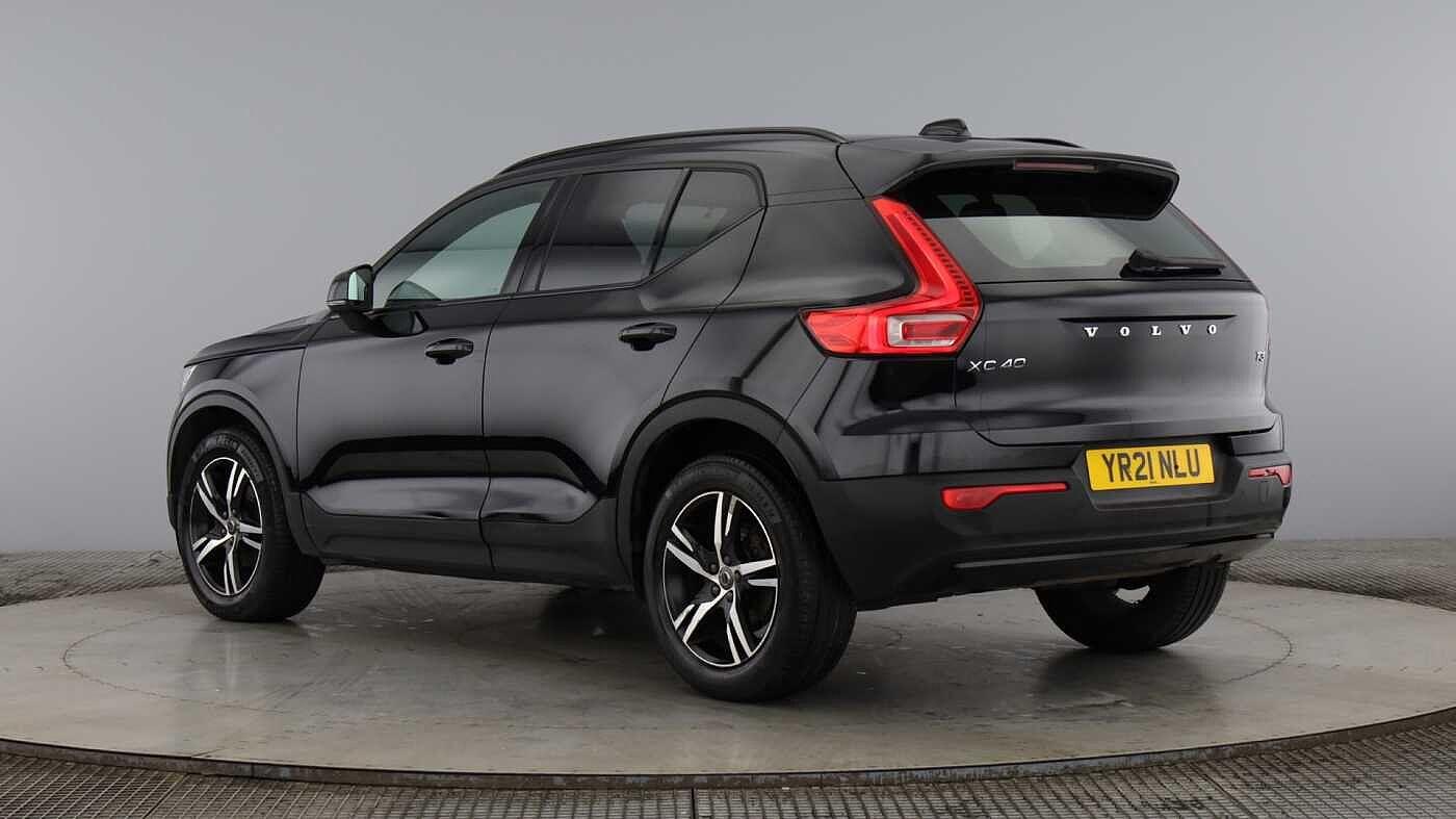 Used Volvo XC40 2021 for sale - 76700820: Photo 3