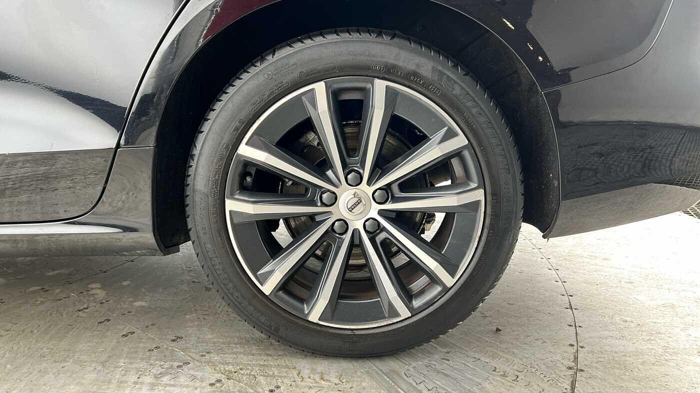 Used Volvo V60 2021 for sale - 78057614: Photo 4