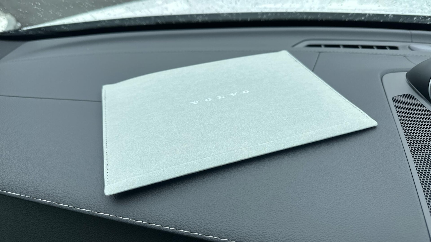 Used Volvo XC60 2025 for sale - 76336647: Photo 14