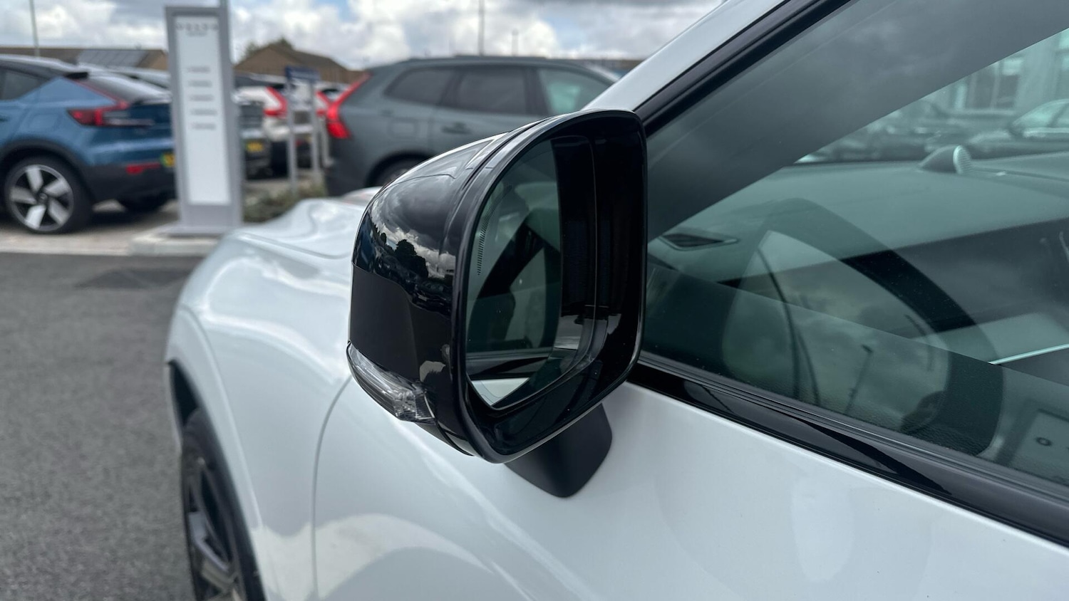 Used Volvo XC60 2025 for sale - 76336647: Photo 18