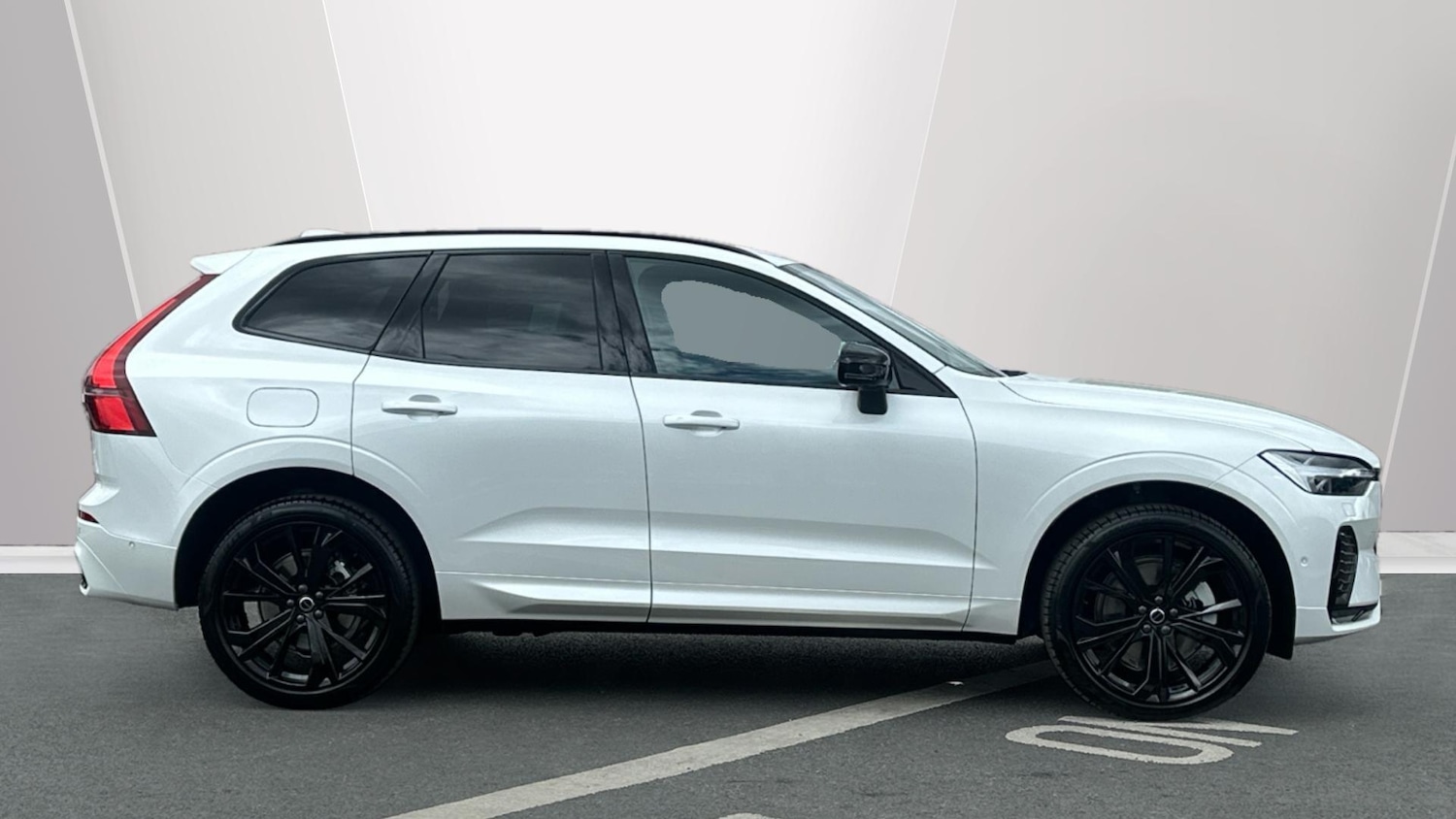 Used Volvo XC60 2025 for sale - 76336647: Photo 3