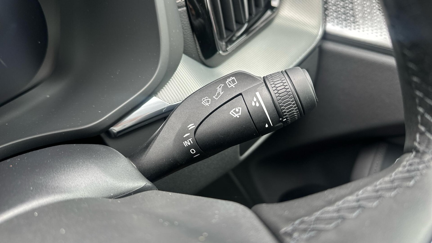 Used Volvo XC60 2025 for sale - 76336647: Photo 36