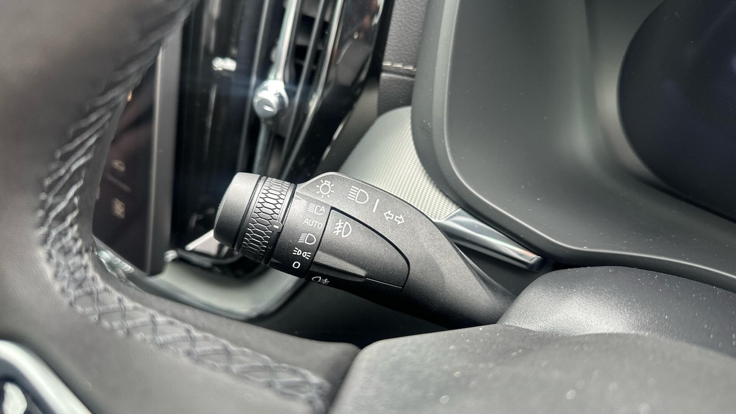 Used Volvo XC60 2025 for sale - 76336647: Photo 37