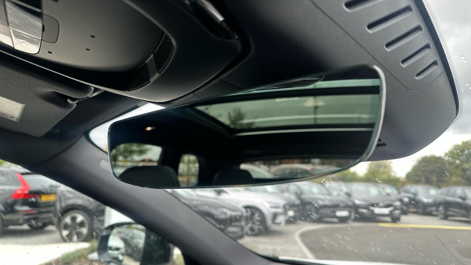 Used Volvo XC60 2025 for sale - 76336647: Photo 40