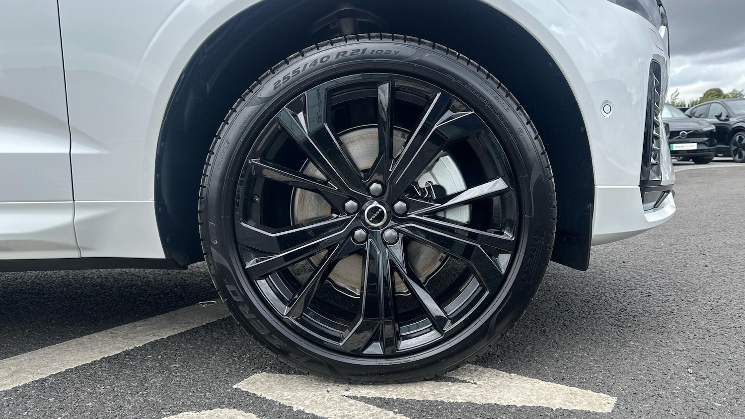 Used Volvo XC60 2025 for sale - 76336647: Photo 9