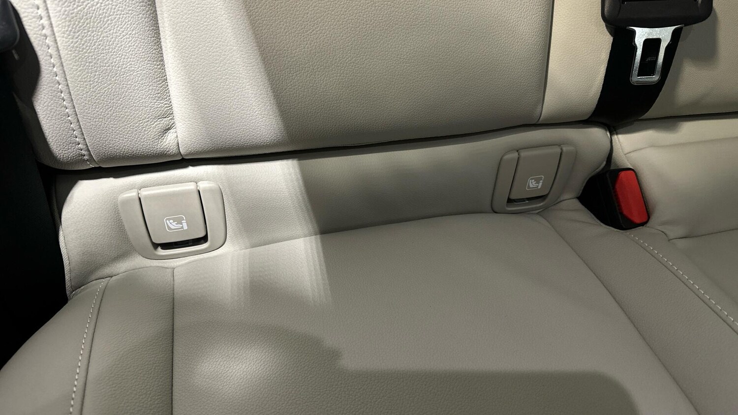 Used Volvo XC40 2025 for sale - 76964539: Photo 27