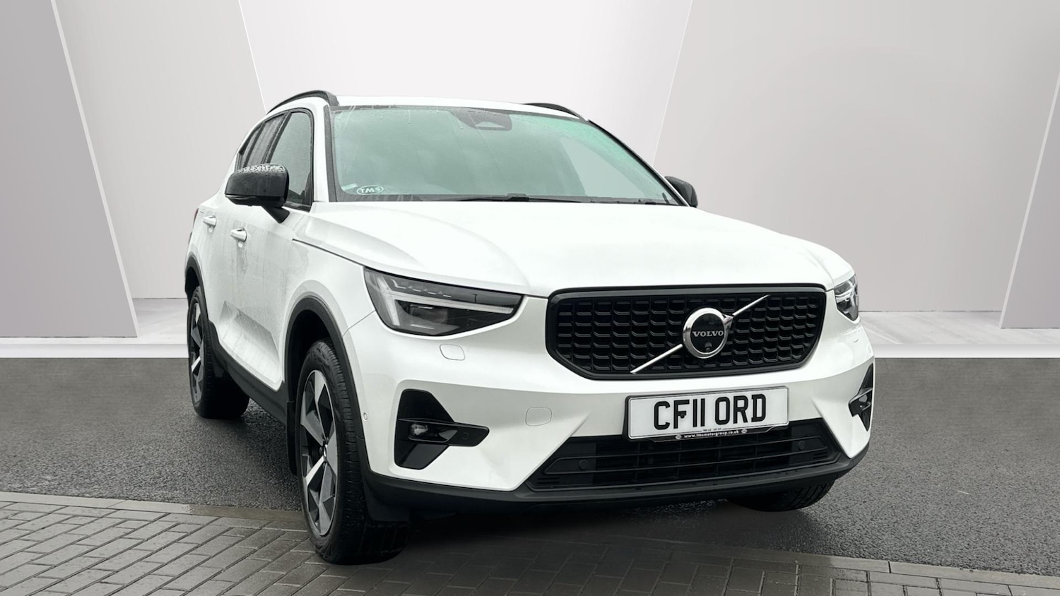 Used Volvo XC40 for sale - 77550041: Photo 1