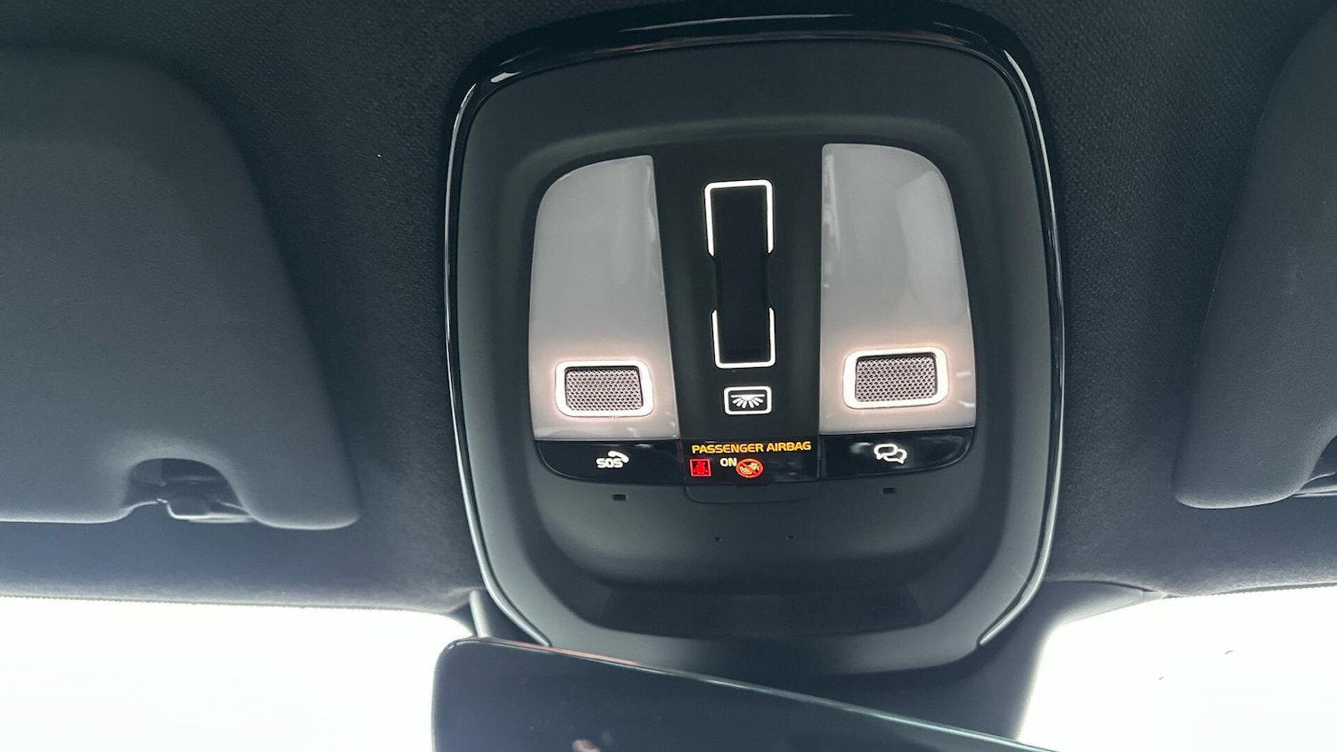 Used Volvo XC40 for sale - 77550041: Photo 27