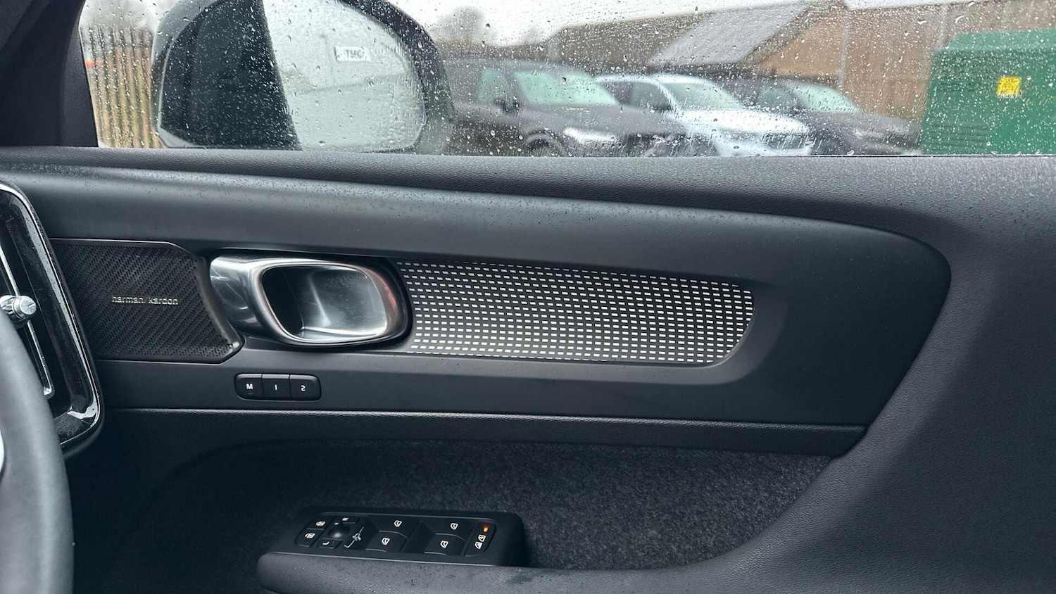 Used Volvo XC40 for sale - 77550041: Photo 28