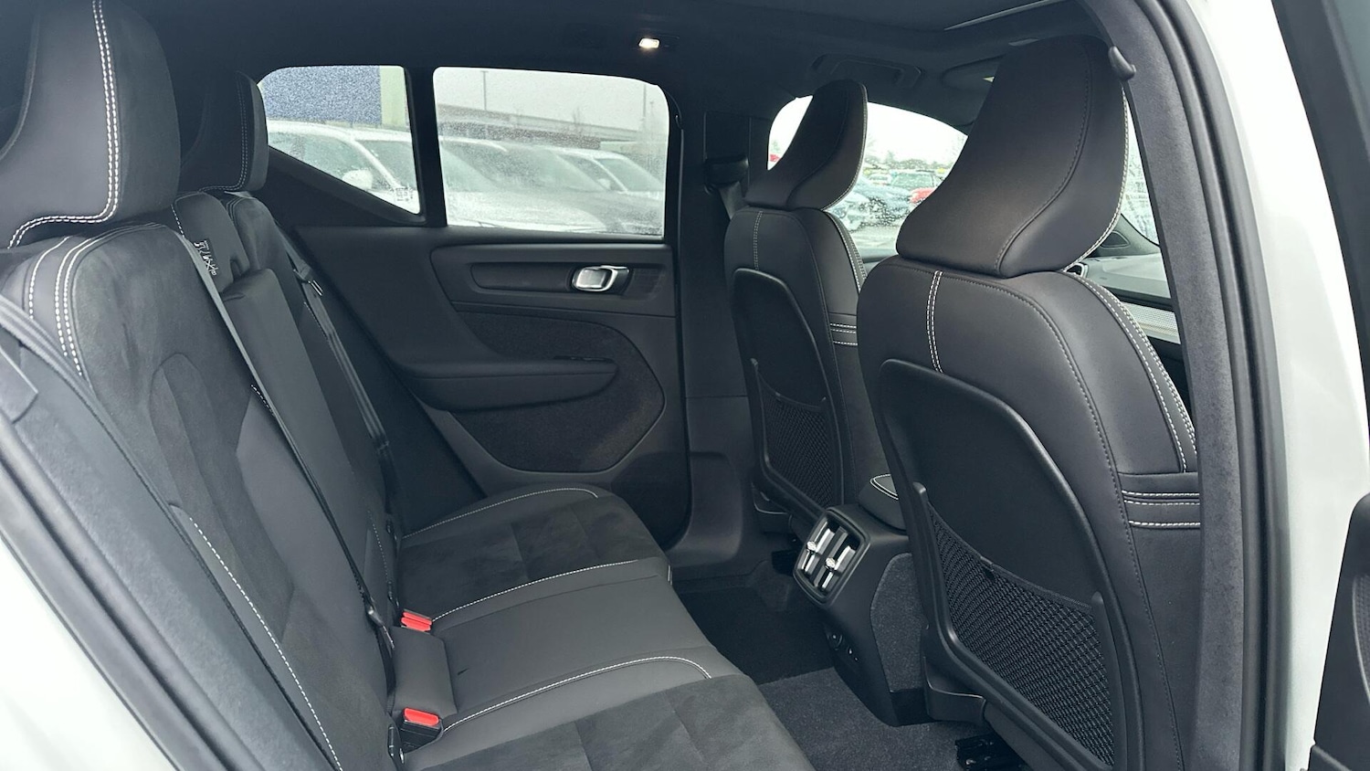 Used Volvo XC40 for sale - 77550041: Photo 31