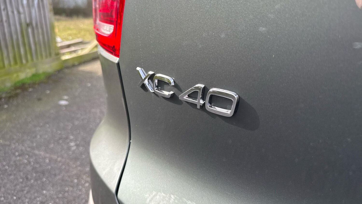 Used Volvo XC40 for sale - 77823842: Photo 26