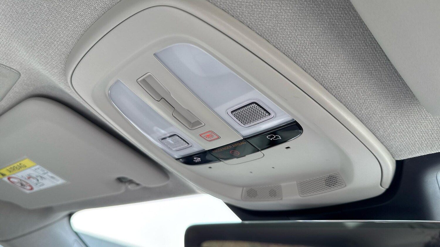 Used Volvo XC40 for sale - 77823842: Photo 40