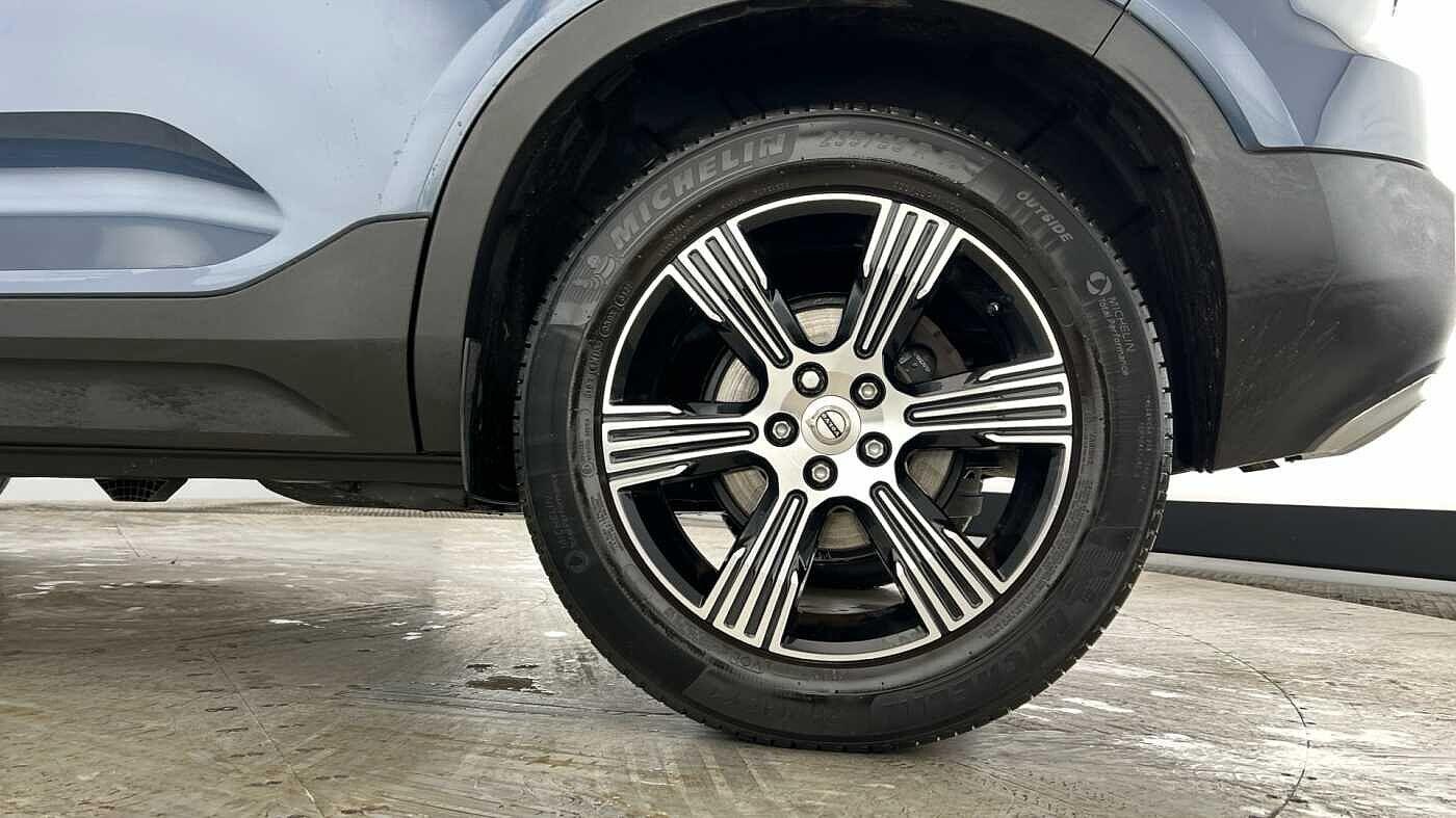 Used Volvo XC40 2021 for sale - 76824252: Photo 4