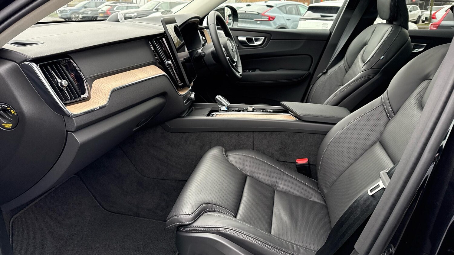 Used Volvo XC60 2025 for sale - 77672995: Photo 24