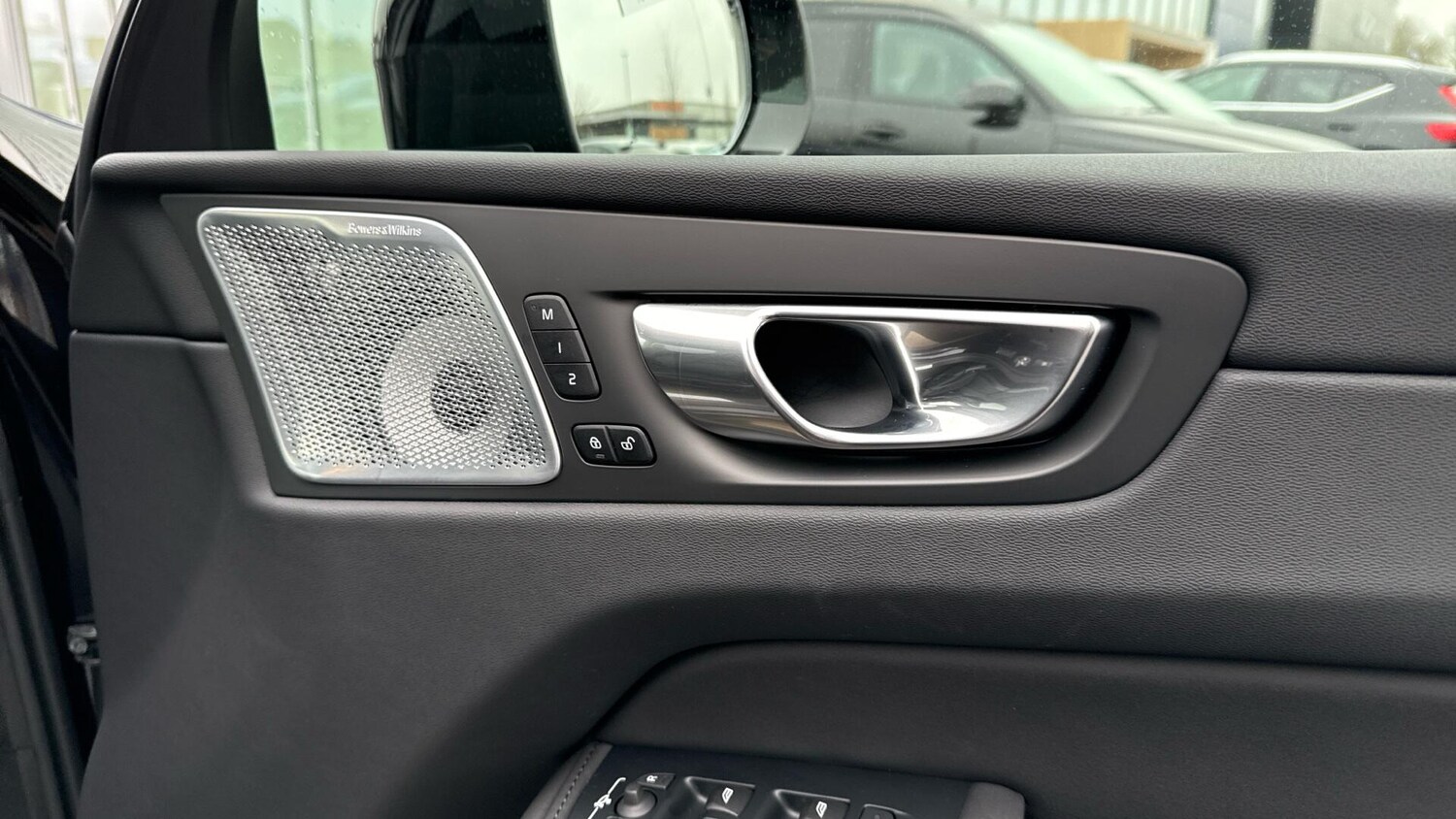 Used Volvo XC60 2025 for sale - 77672995: Photo 32