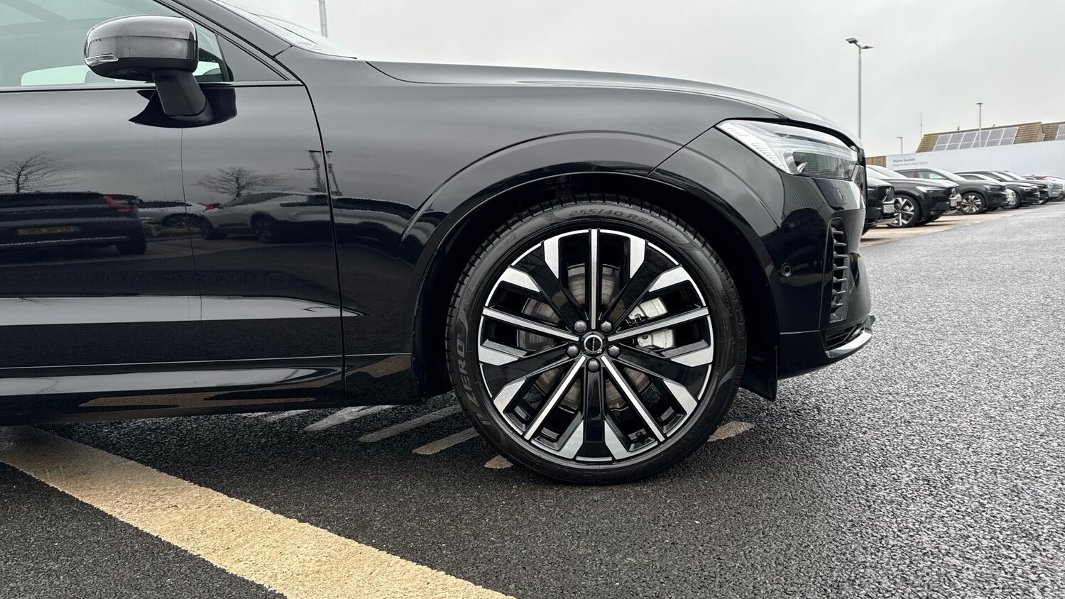 Used Volvo XC60 2025 for sale - 77672995: Photo 9