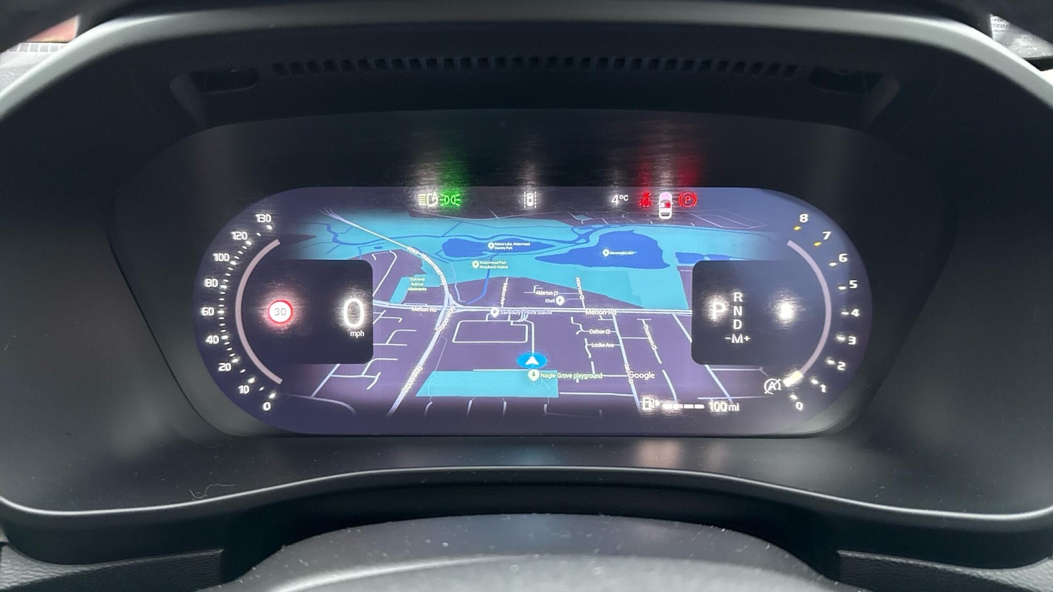 Used Volvo XC40 2025 for sale - 76772184: Photo 11