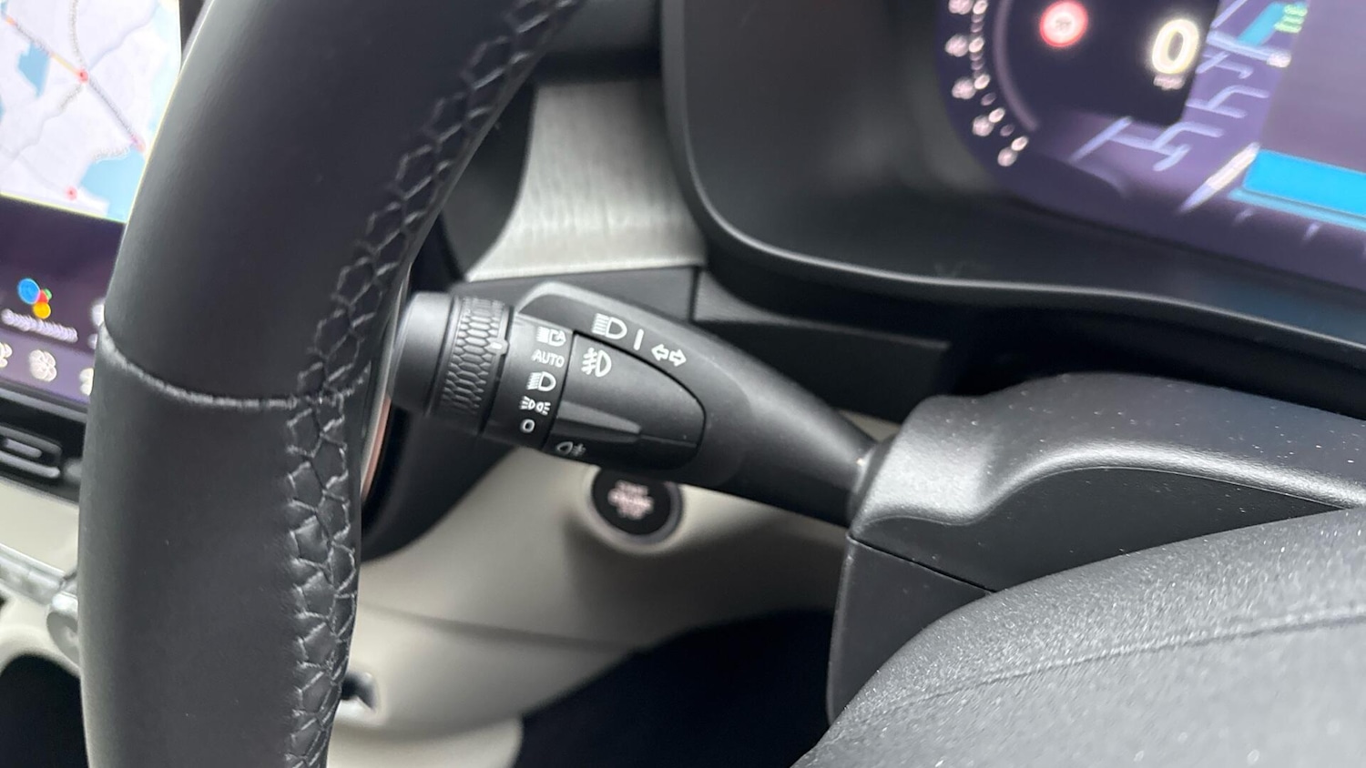 Used Volvo XC40 2025 for sale - 76772184: Photo 39