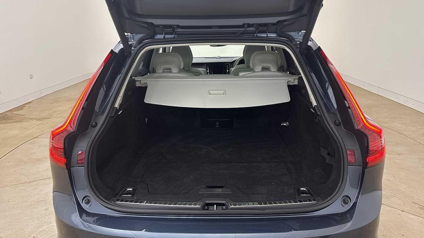 Used Volvo V90 2025 for sale - 76513416: Photo 14