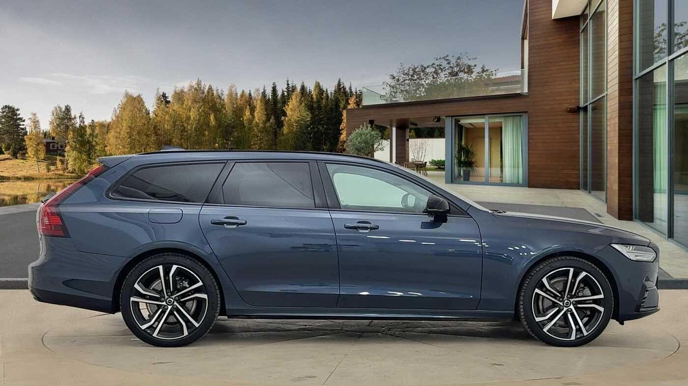 Used Volvo V90 2025 for sale - 76513416: Photo 2