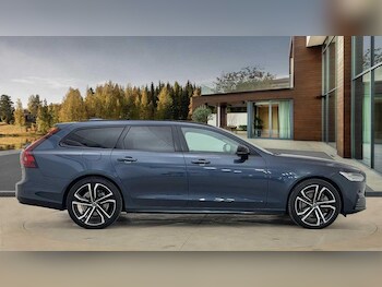 Used Volvo V90 2025 for sale - 76513416: Photo