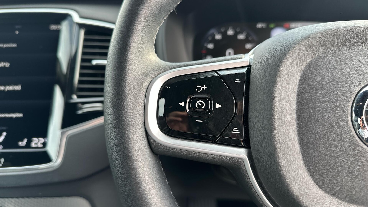 Used Volvo XC90 2022 for sale - 76337238: Photo 32