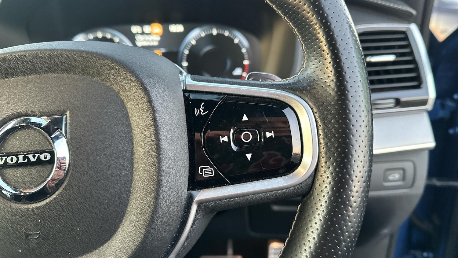 Used Volvo XC90 2019 for sale - 76562246: Photo 30