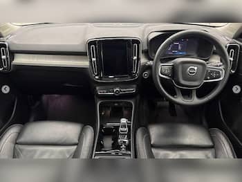 Used Volvo XC40 2023 for sale - 79698367: Photo