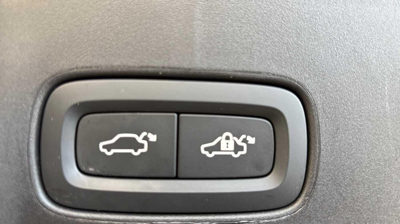 Used Volvo V90 2025 for sale - 76646186: Photo 19