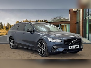 2025 (25) - 2.0 T8 [455] PHEV Ultra Dark 5dr AWD Auto