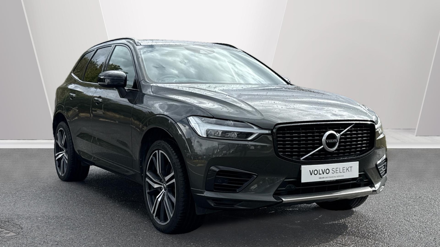 Used Volvo XC60 2020 for sale - 76612893: Photo 1