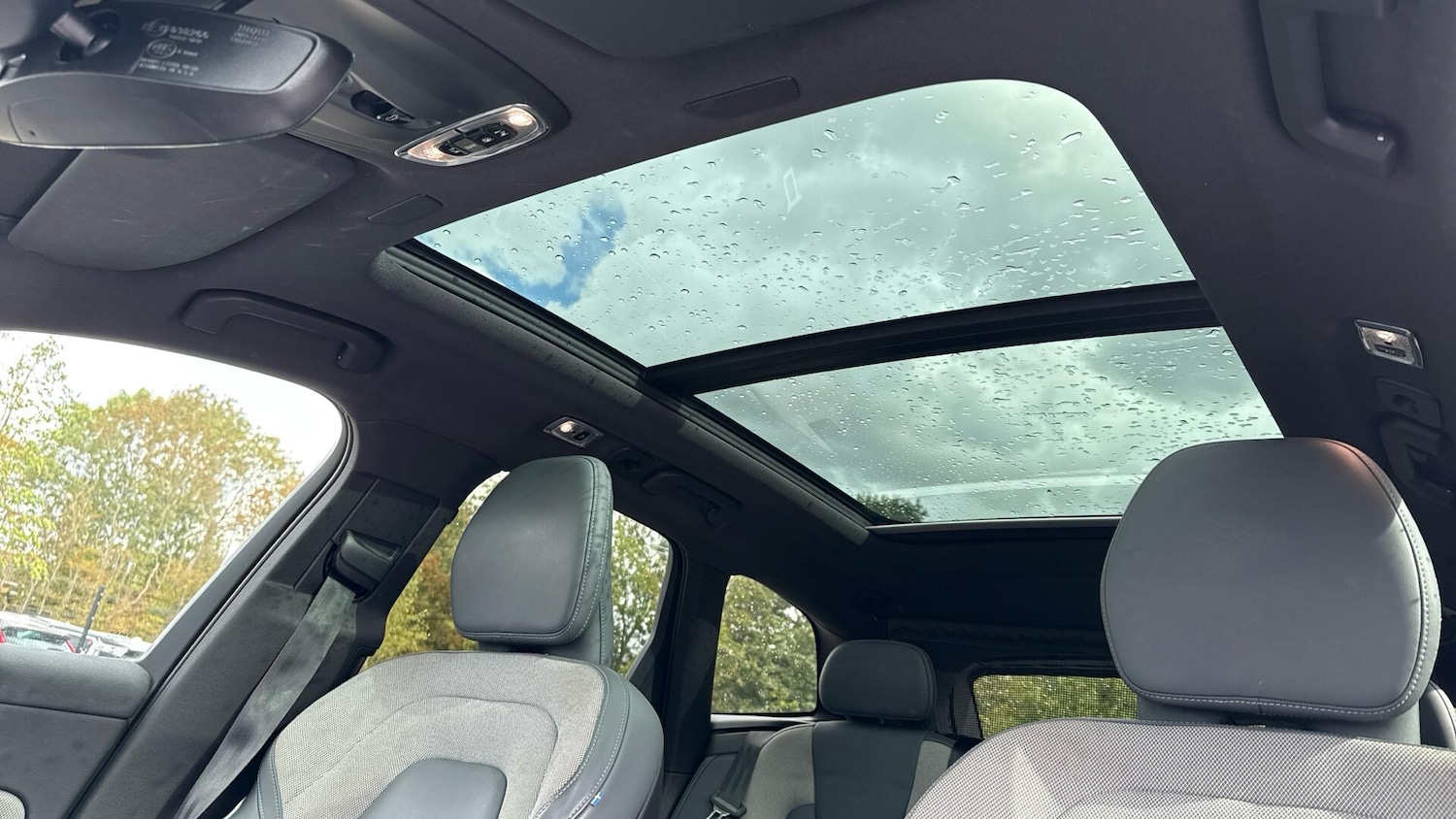 Used Volvo XC60 2020 for sale - 76612893: Photo 25