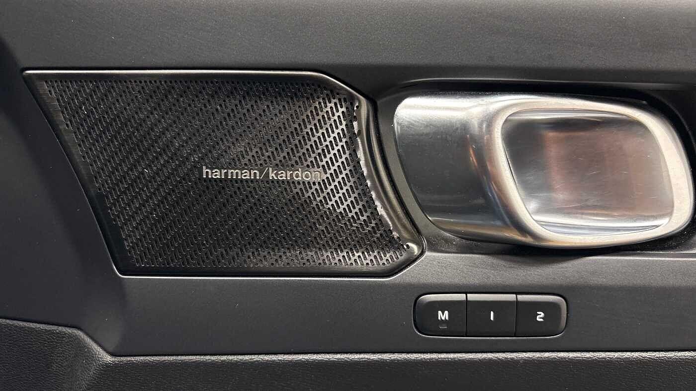 Used Volvo XC40 2022 for sale - 76585129: Photo 27