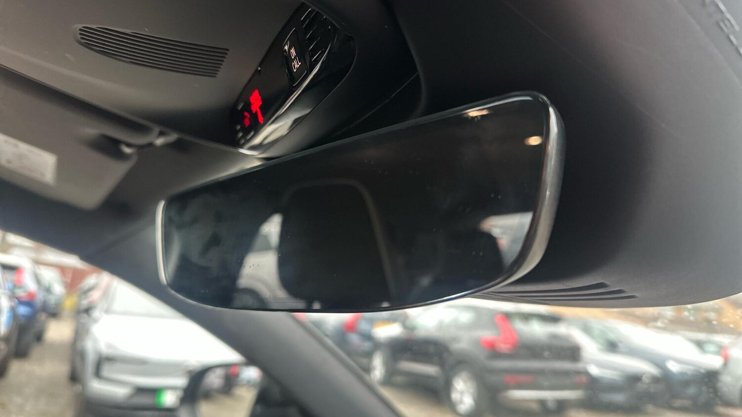 Used Volvo XC40 2021 for sale - 76336322: Photo 37