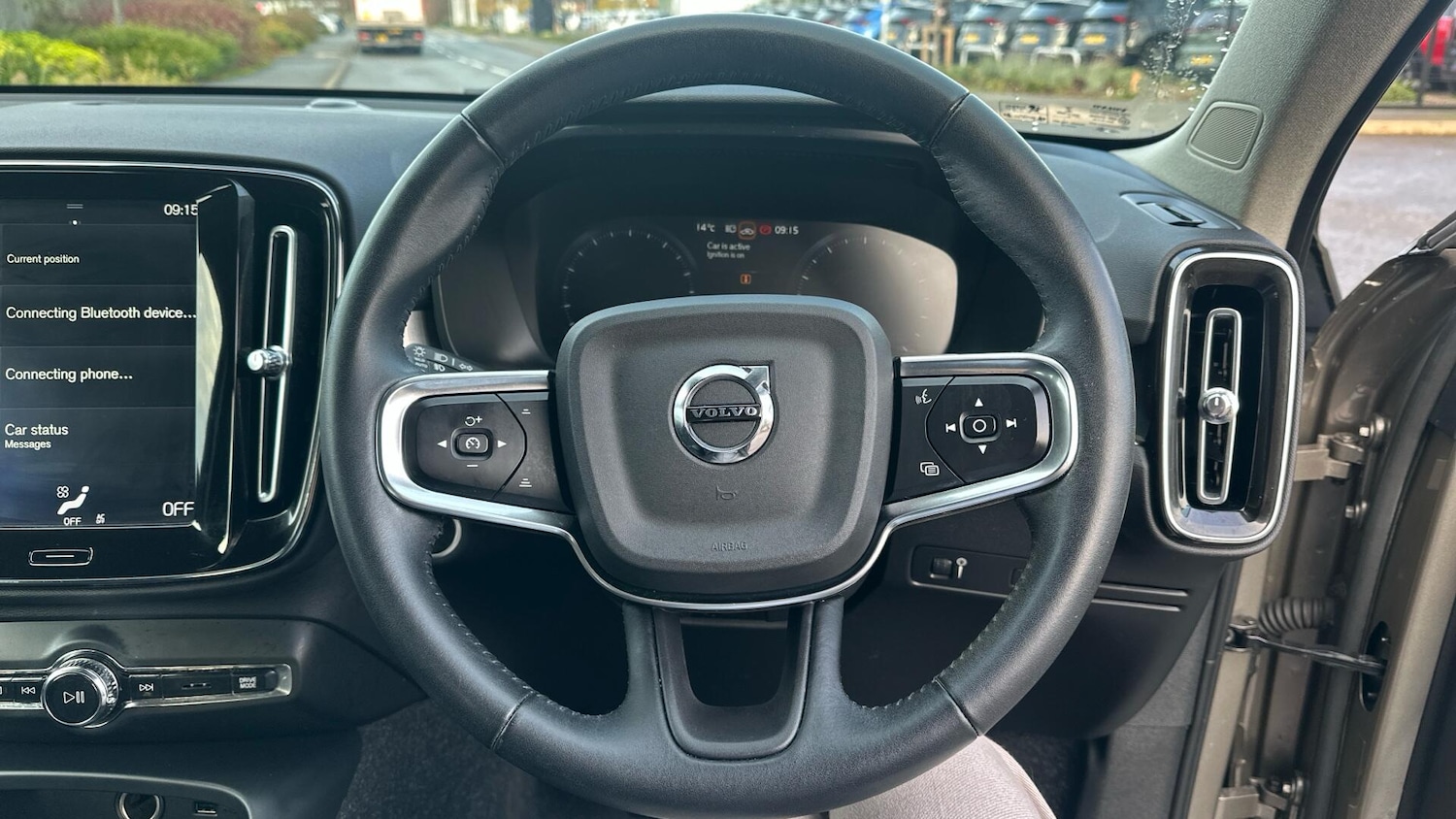 Used Volvo XC40 2020 for sale - 76336352: Photo 10