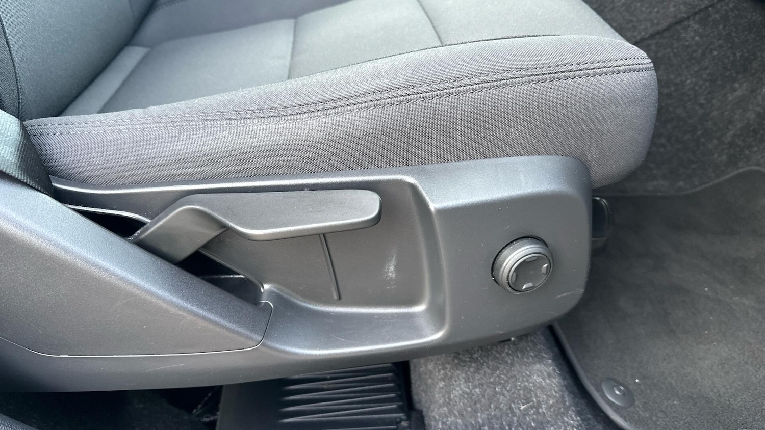 Used Volvo XC40 2020 for sale - 76336352: Photo 28