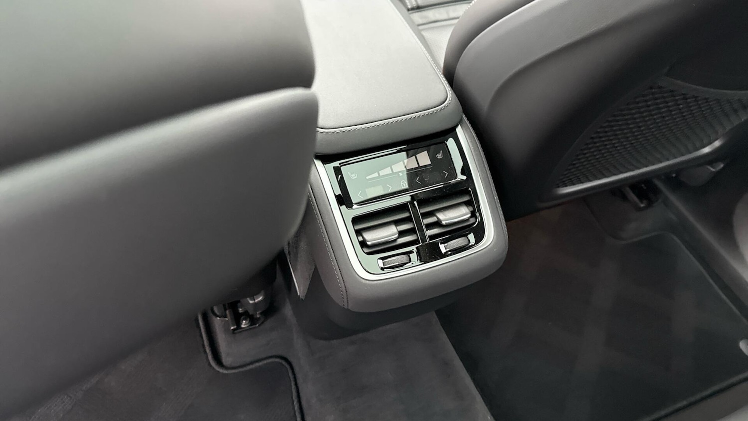 Used Volvo XC90 2025 for sale - 76999020: Photo 27