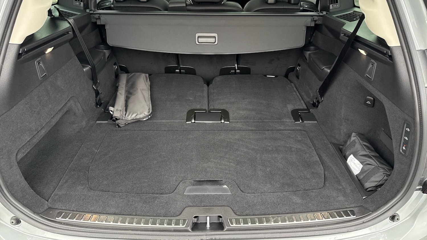 Used Volvo XC90 2025 for sale - 76999020: Photo 31