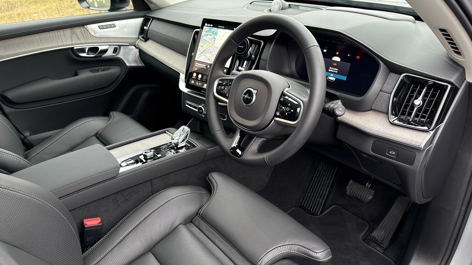 Used Volvo XC90 2025 for sale - 76999020: Photo 4