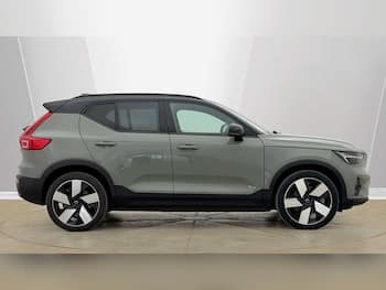 Used Volvo XC40 2023 for sale - 79601172: Photo