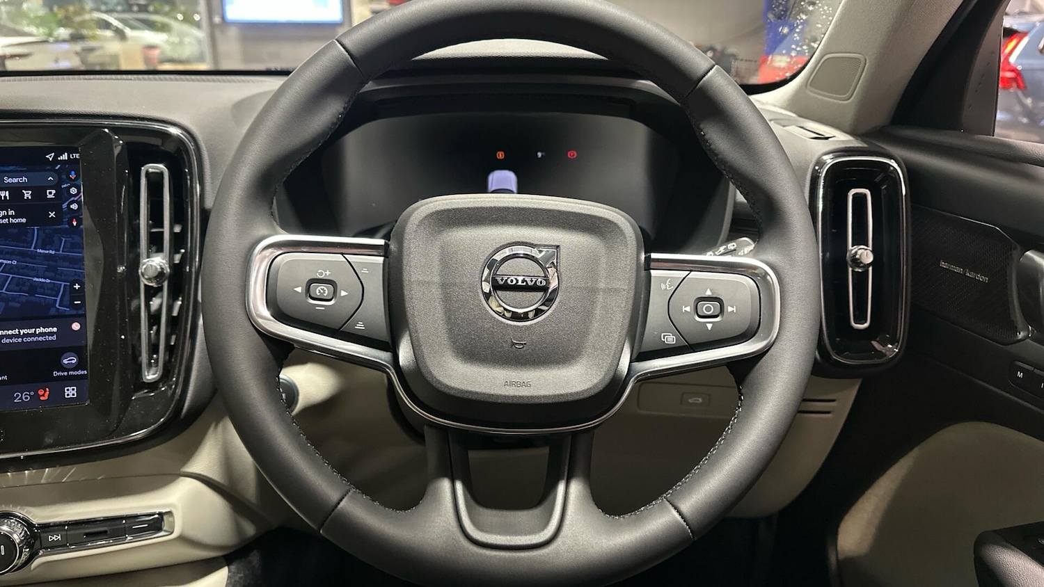 Used Volvo XC40 2026 for sale - 77411813: Photo 10