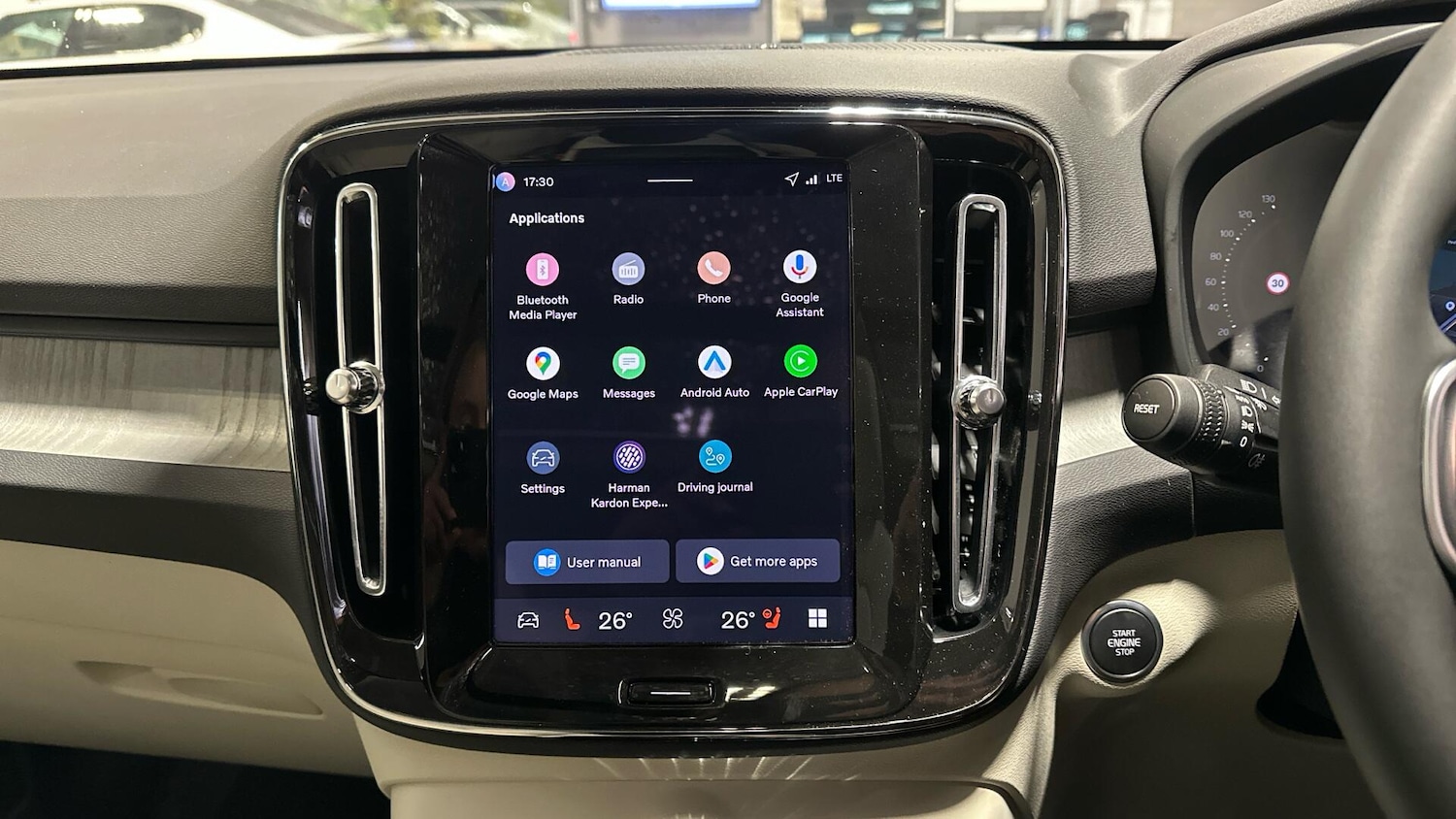 Used Volvo XC40 2026 for sale - 77411813: Photo 15