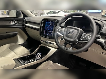 Used Volvo XC40 2026 for sale - 77411813: Photo